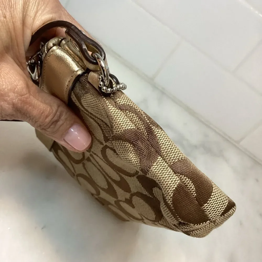 Coach Wristlet Bag Purse Jacquard Signature Logo Pleated Clutch Pouch Wallet